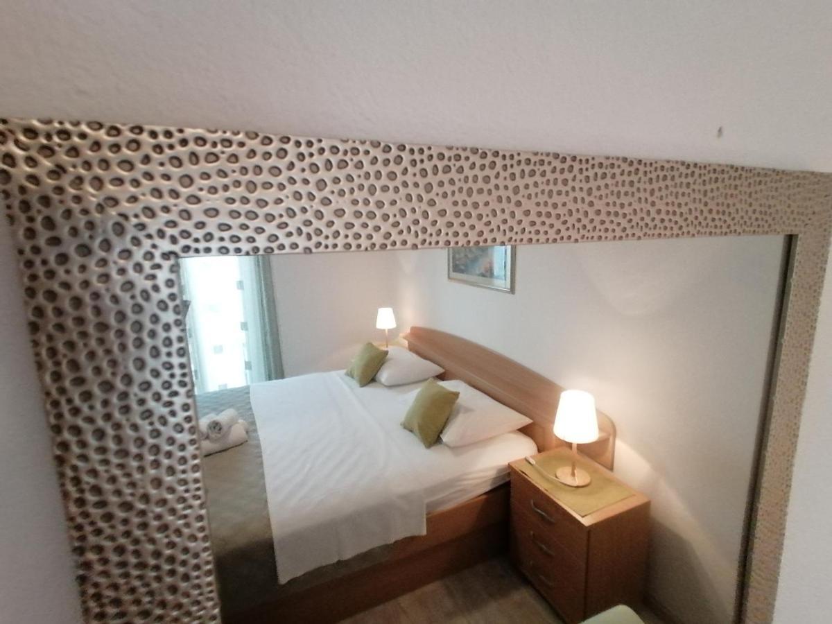 Apartmani Niki Hvar 赫瓦尔 外观 照片
