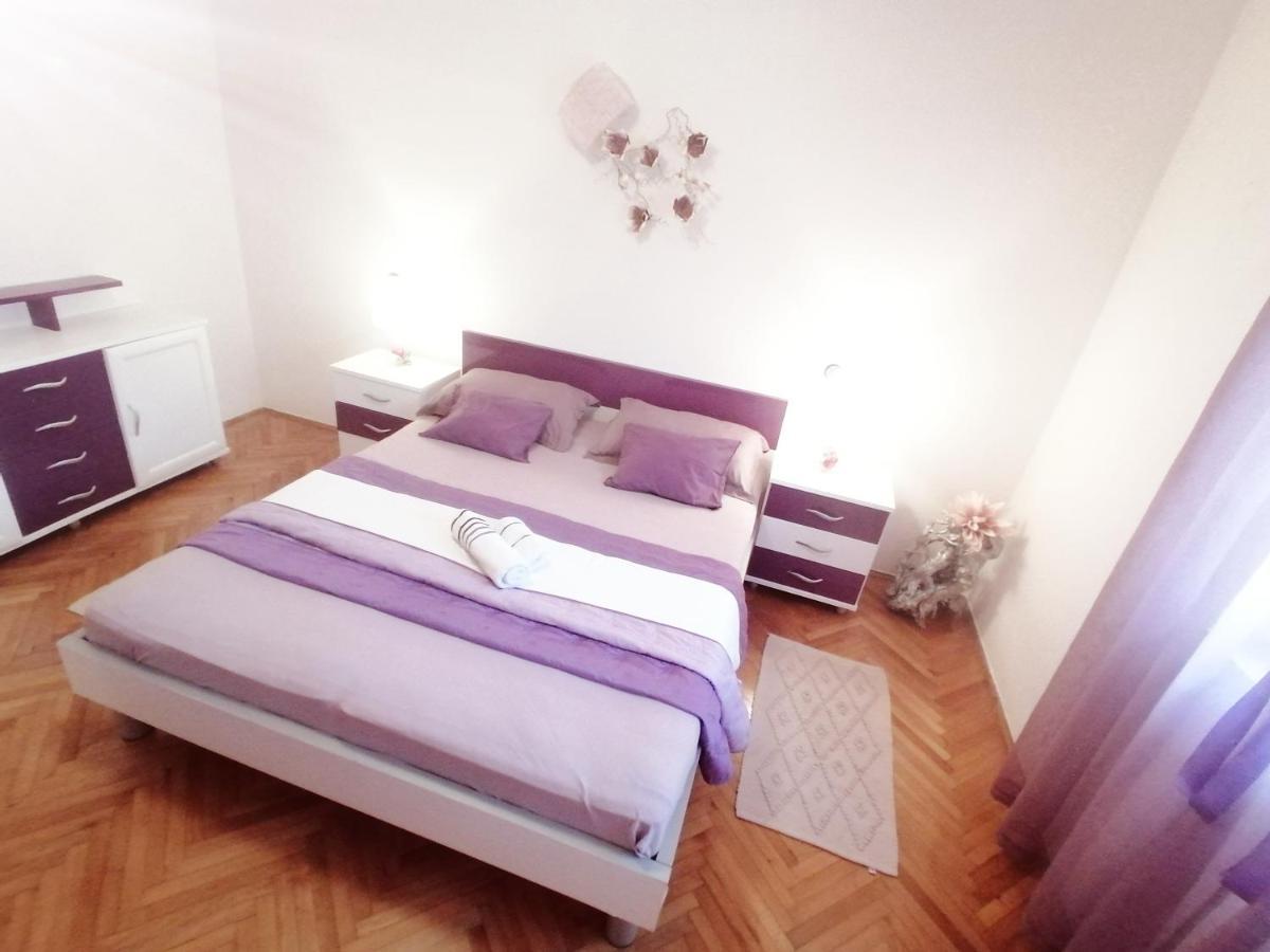 Apartmani Niki Hvar 赫瓦尔 外观 照片