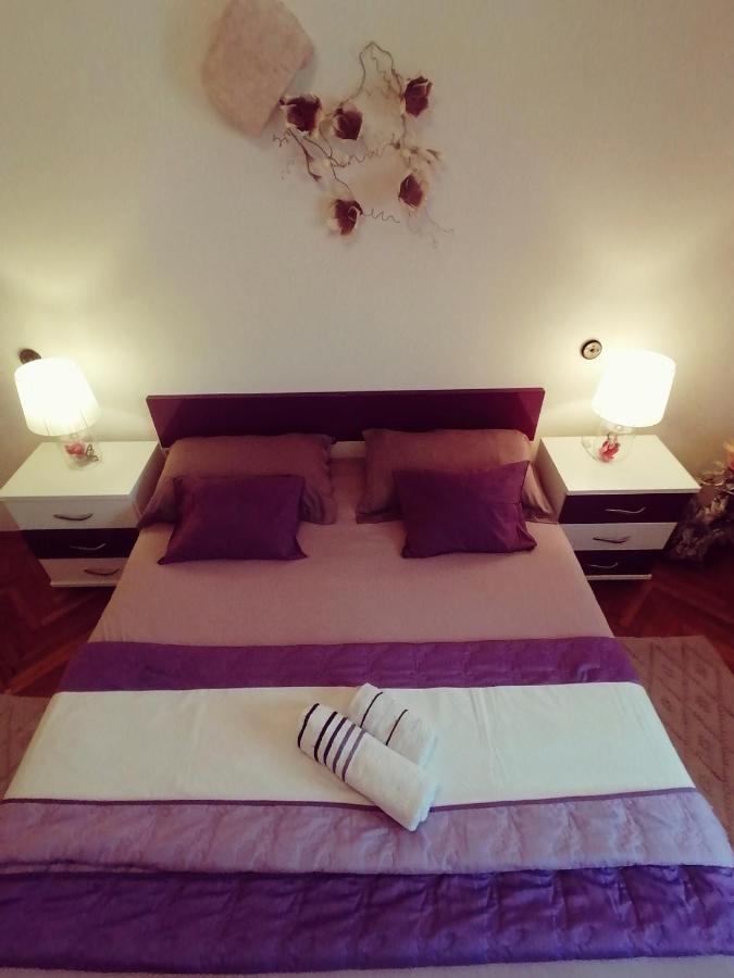 Apartmani Niki Hvar 赫瓦尔 外观 照片