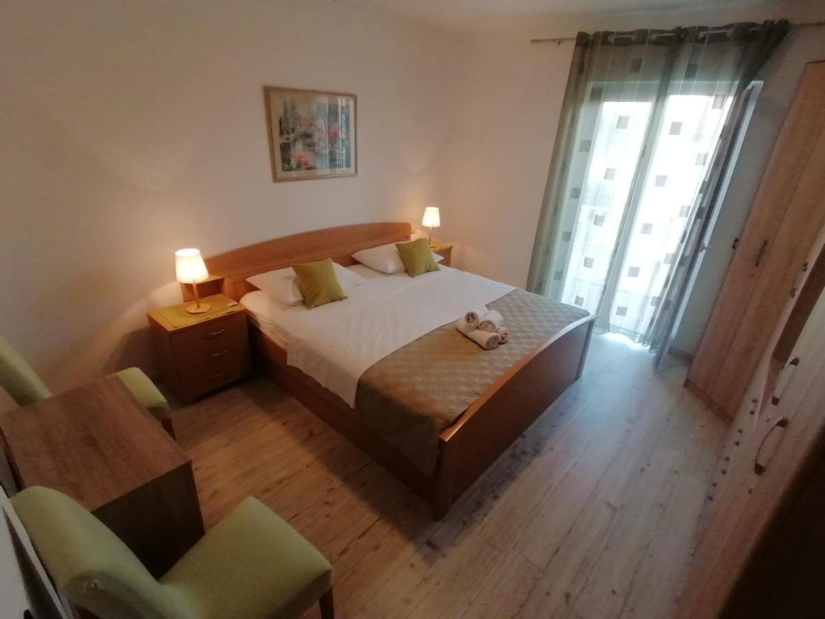 Apartmani Niki Hvar 赫瓦尔 外观 照片