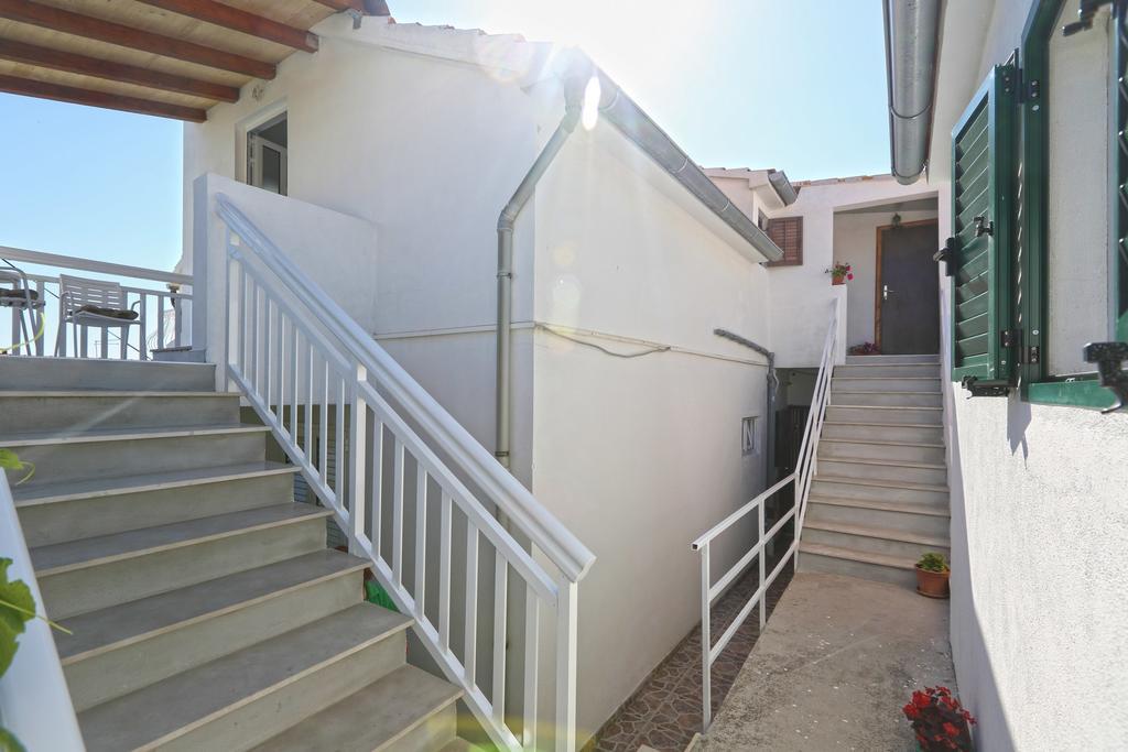 Apartmani Niki Hvar 赫瓦尔 客房 照片