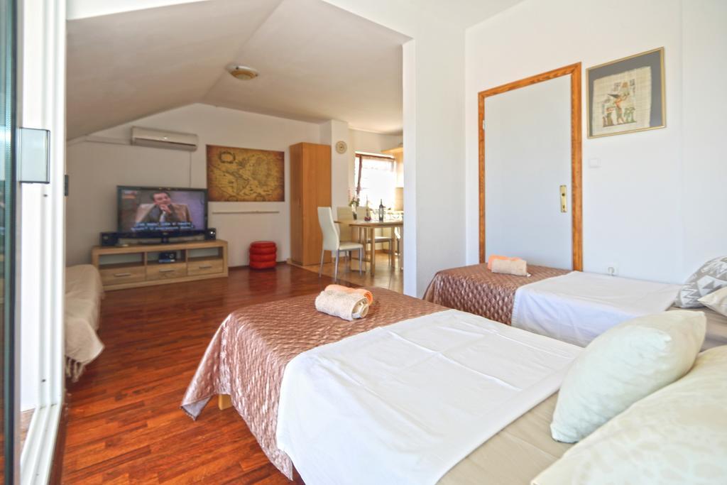 Apartmani Niki Hvar 赫瓦尔 客房 照片