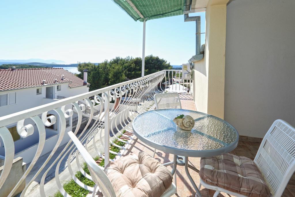 Apartmani Niki Hvar 赫瓦尔 客房 照片