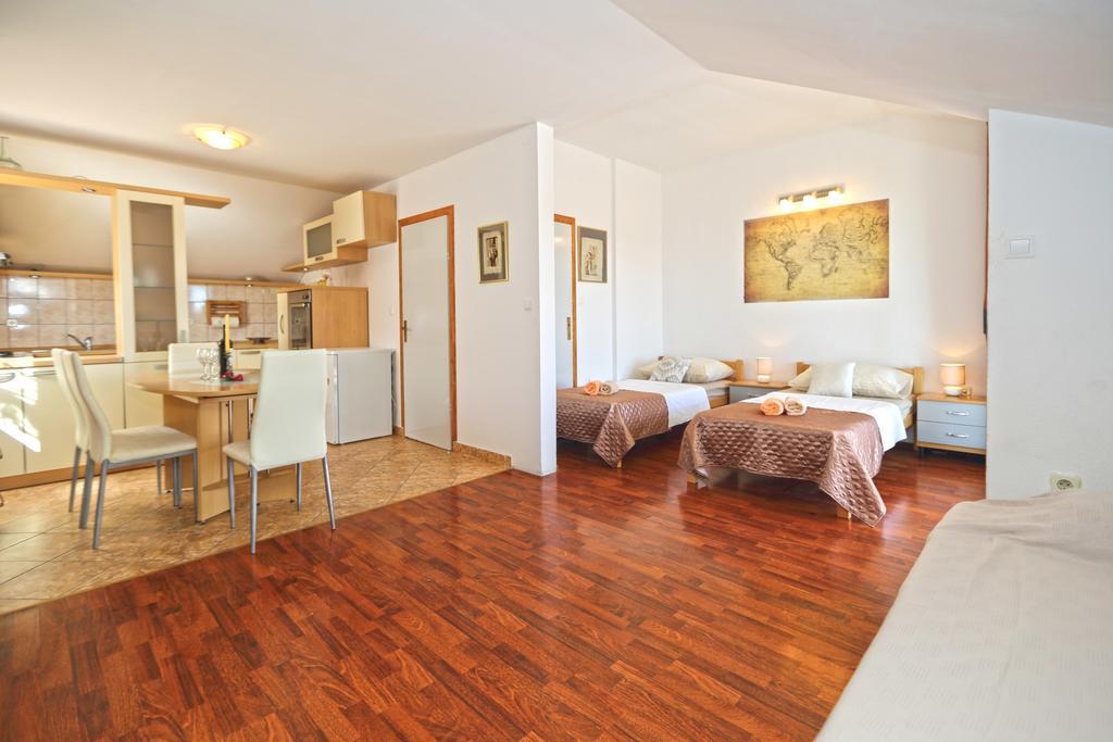 Apartmani Niki Hvar 赫瓦尔 客房 照片